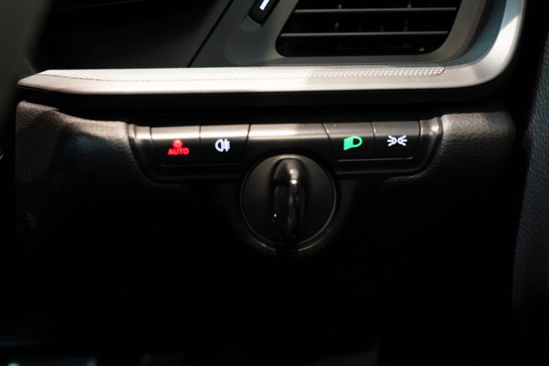 ポルシェ 911(Type992) Carrera PDK スポーツクロノ スポーツエグゾースト カレラS20/21ホイール GTシルバー  中古車