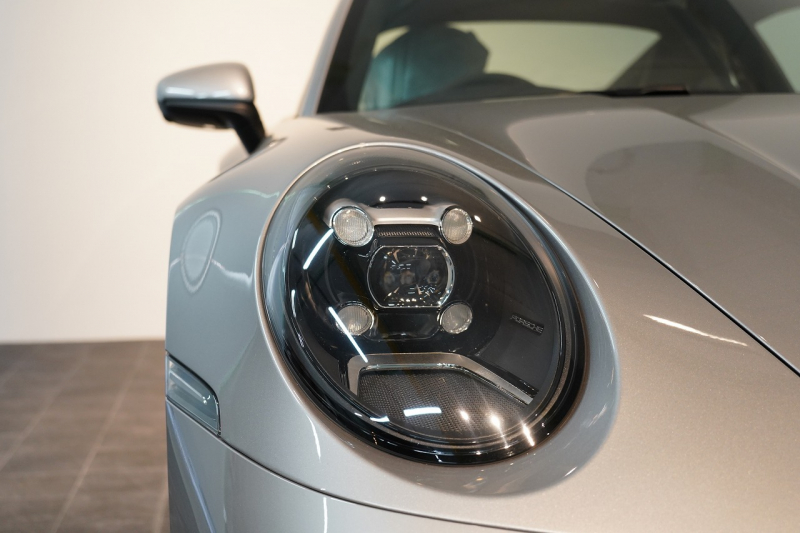 ポルシェ 911(Type992) Carrera PDK スポーツクロノ スポーツエグゾースト カレラS20/21ホイール GTシルバー  中古車