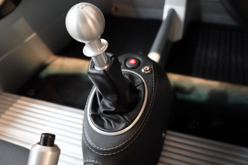 ロータス エリーゼ スポーツ 220 ソリッドレッド バックカメラ 中古車 中古車