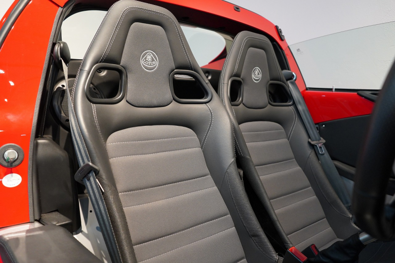 ロータス エリーゼ スポーツ 220 ソリッドレッド バックカメラ 中古車 中古車