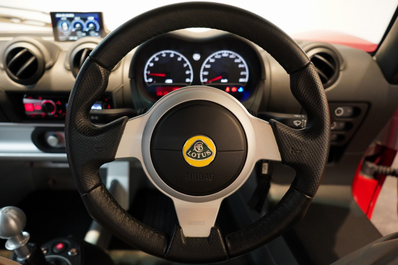 ロータス エリーゼ スポーツ 220 ソリッドレッド バックカメラ 中古車 中古車