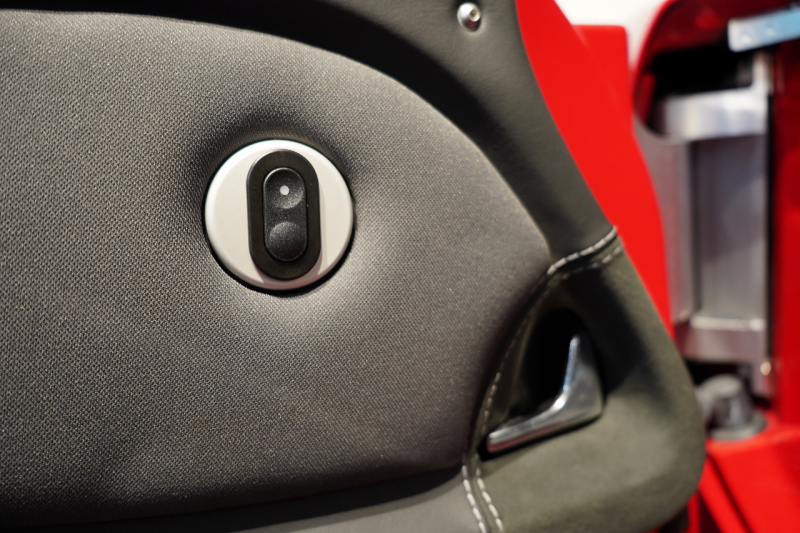 ロータス エリーゼ スポーツ 220 ソリッドレッド バックカメラ 中古車 中古車