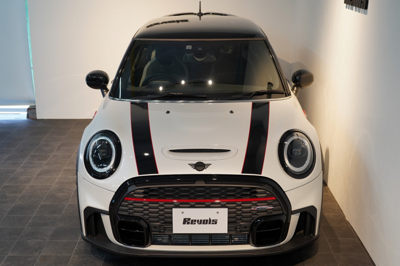 MINI(ミニ) ミニ JOHN COOPER WORKS ワンオーナー JCWトリム ブラックルーフ&ミラー 中古車 中古車