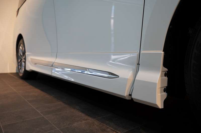 トヨタ アルファード Z ワンオーナー モデリスタエアロ 有機EL後席モニター ユニバーサルステップ デジタルインナーミラー 中古車 中古車