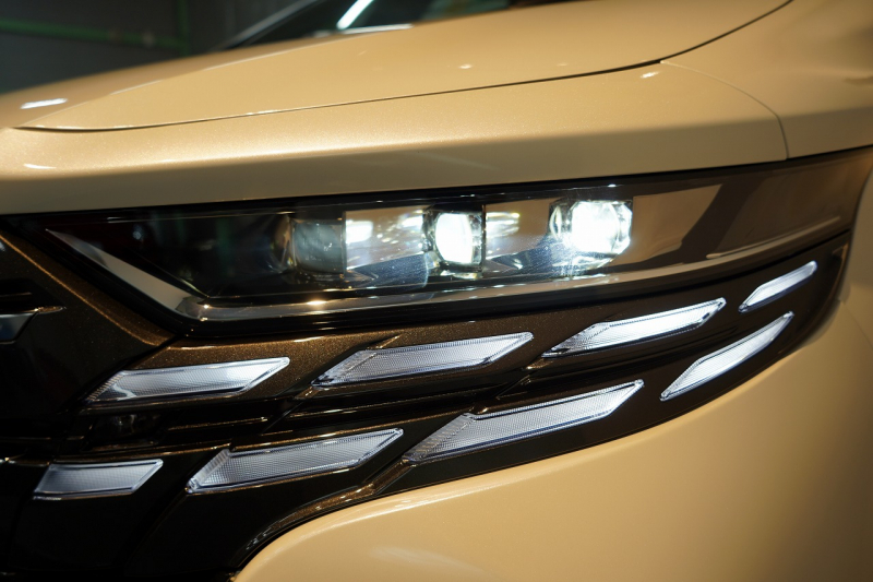 トヨタ アルファード Z ワンオーナー モデリスタエアロ 有機EL後席モニター ユニバーサルステップ デジタルインナーミラー 中古車 中古車