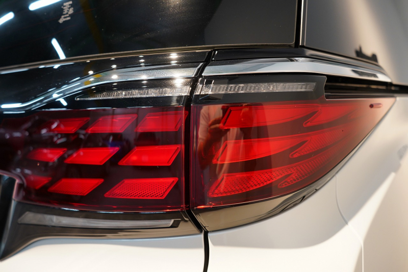 トヨタ アルファード Z ワンオーナー モデリスタエアロ 有機EL後席モニター ユニバーサルステップ デジタルインナーミラー 中古車 中古車