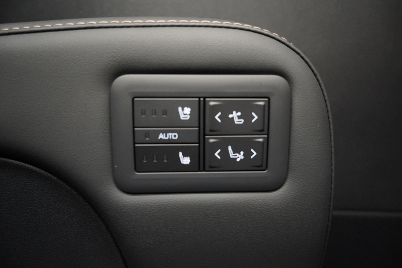 トヨタ アルファード Z ワンオーナー モデリスタエアロ 有機EL後席モニター ユニバーサルステップ デジタルインナーミラー 中古車 中古車