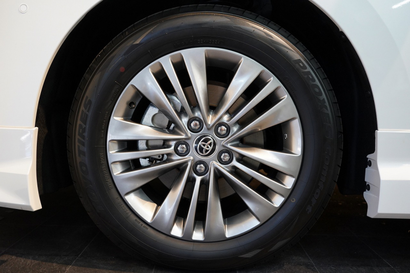 トヨタ アルファード Z ワンオーナー モデリスタエアロ 有機EL後席モニター ユニバーサルステップ デジタルインナーミラー 中古車 中古車