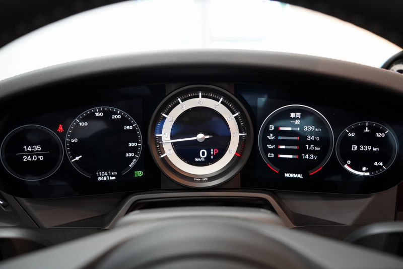 ポルシェ 911(Type992) Carrera S Cabriolet スポクロ スポエグ ツートンレザー OP320 中古車 中古車