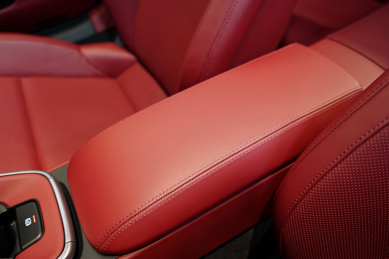 ポルシェ 911(Type992) Carrera S Cabriolet スポクロ スポエグ ツートンレザー OP320 中古車 中古車