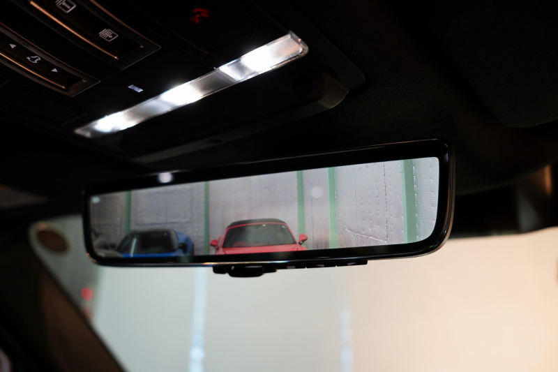 ランドローバー ディフェンダー 110 CARPATHIAN EDITON  ワンオーナー 電動サイドステップ エボニーレザーシート 中古車 中古車