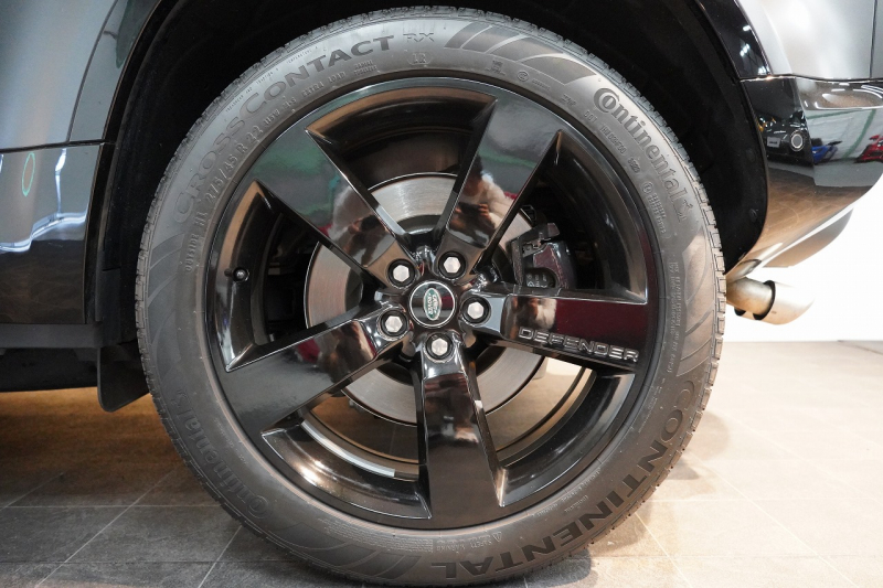 ランドローバー ディフェンダー 110 CARPATHIAN EDITON  ワンオーナー 電動サイドステップ エボニーレザーシート 中古車 中古車