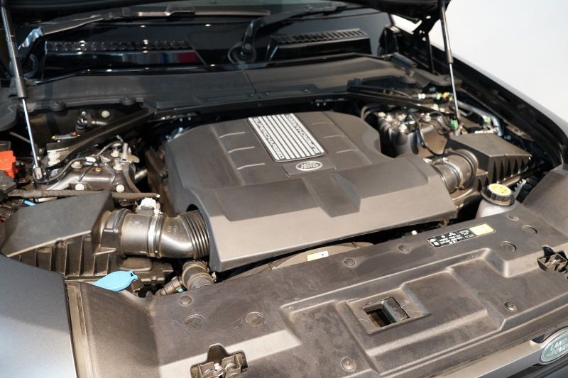 ランドローバー ディフェンダー 110 CARPATHIAN EDITON  ワンオーナー 電動サイドステップ エボニーレザーシート 中古車 中古車