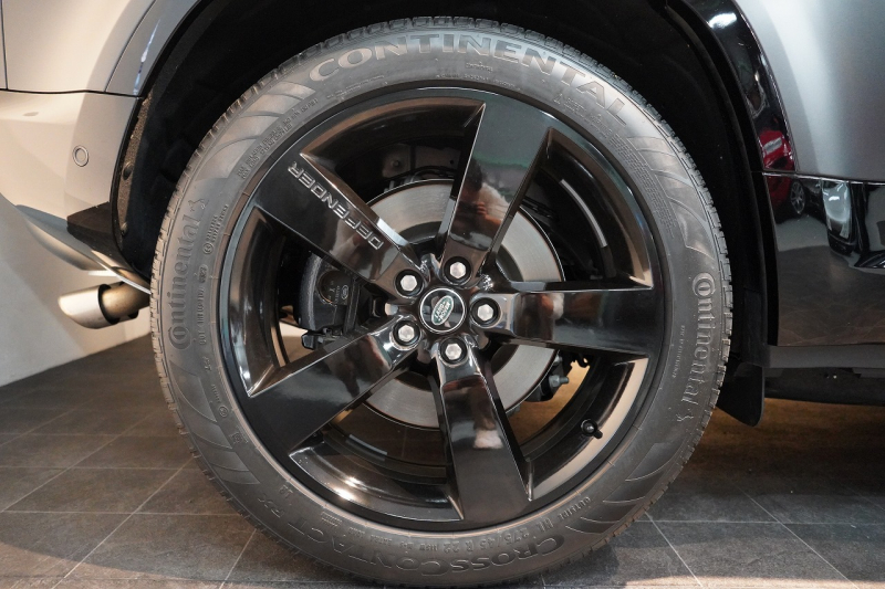 ランドローバー ディフェンダー 110 CARPATHIAN EDITON  ワンオーナー 電動サイドステップ エボニーレザーシート 中古車 中古車