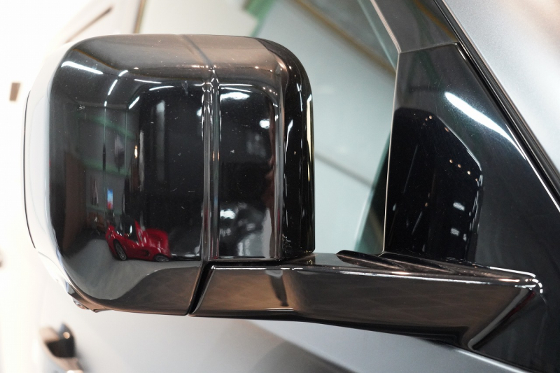 ランドローバー ディフェンダー 110 CARPATHIAN EDITON  ワンオーナー 電動サイドステップ エボニーレザーシート 中古車 中古車