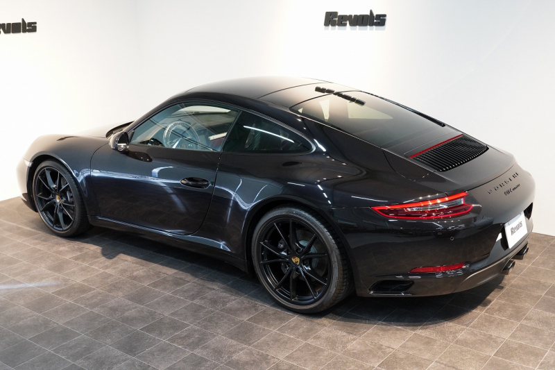 ポルシェ 911(Type991.2) Carrera PDK 左H スポクロ スポエグ Fリフト サンルーフ LEDヘッド BOSEサウンド ジェットブラック 中古車 中古車