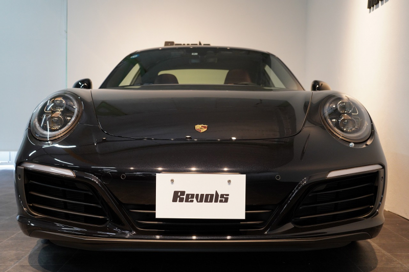 ポルシェ 911(Type991.2) Carrera PDK 左H スポクロ スポエグ Fリフト サンルーフ LEDヘッド BOSEサウンド ジェットブラック 中古車 中古車