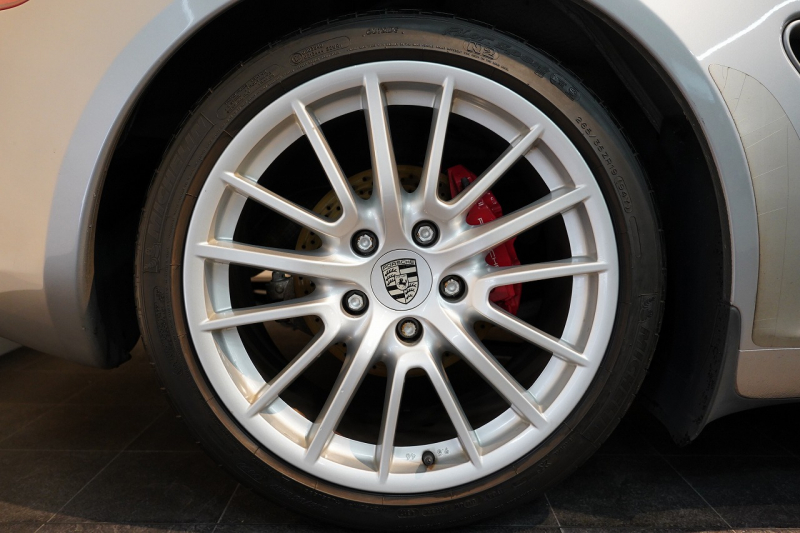 ポルシェ ボクスター(Type987) RS60 Spyder 6MT 限定37台 専用カレラレッドレザー スポーツエグゾースト 中古車 中古車