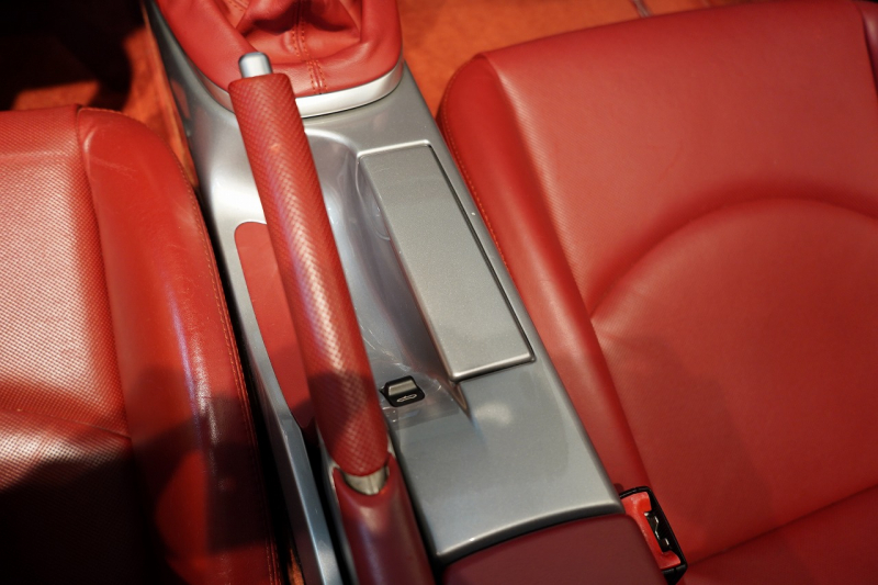 ポルシェ ボクスター(Type987) RS60 Spyder 6MT 限定37台 専用カレラレッドレザー スポーツエグゾースト 中古車 中古車