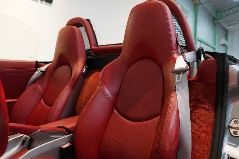 ポルシェ ボクスター(Type987) RS60 Spyder 6MT 限定37台 専用カレラレッドレザー スポーツエグゾースト 中古車 中古車