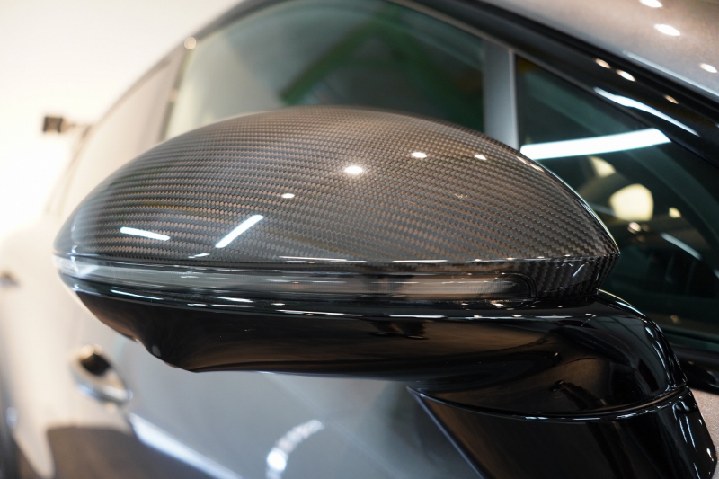 ポルシェ カイエンクーペ Turbo E-Hybrid Coupe with GT Package  PDCC ブルメスター リアアクスル OP307 中古車 中古車