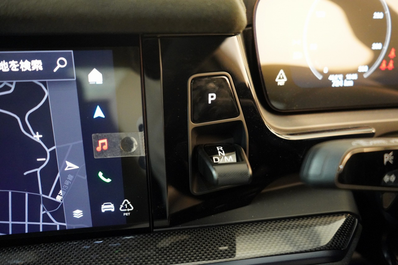 ポルシェ カイエンクーペ Turbo E-Hybrid Coupe with GT Package  PDCC ブルメスター リアアクスル OP307 中古車 中古車