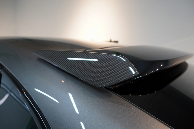 ポルシェ カイエンクーペ Turbo E-Hybrid Coupe with GT Package  PDCC ブルメスター リアアクスル OP307 中古車 中古車