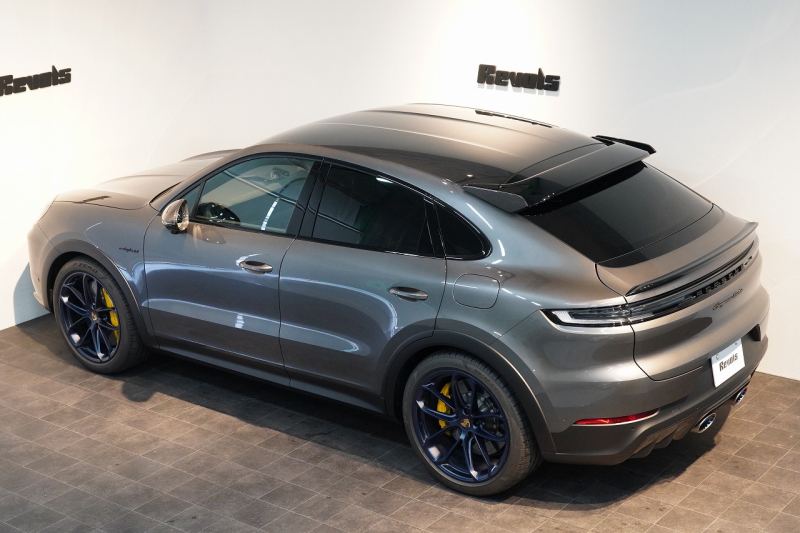 ポルシェ カイエンクーペ Turbo E-Hybrid Coupe with GT Package  PDCC ブルメスター リアアクスル OP307 中古車 中古車