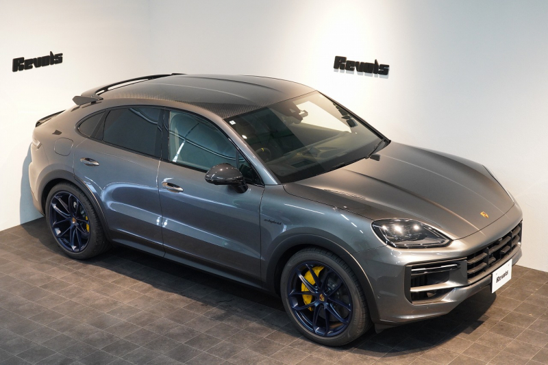 ポルシェ カイエンクーペ Turbo E-Hybrid Coupe with GT Package  PDCC ブルメスター リアアクスル OP307 中古車 中古車