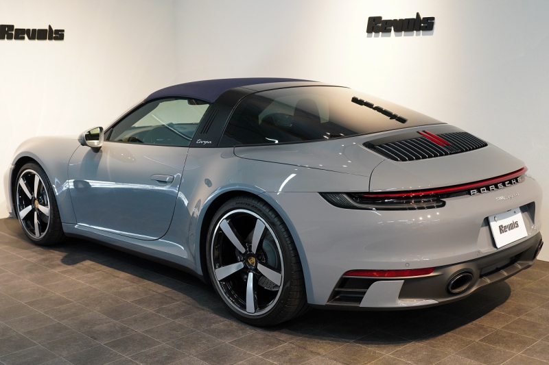 ポルシェ 911(Type992) Targa 4 PDK 左H OP623 ワンオーナー ヘリテージデザインPKG スポクロ スポエグ Fリフト 中古車 中古車