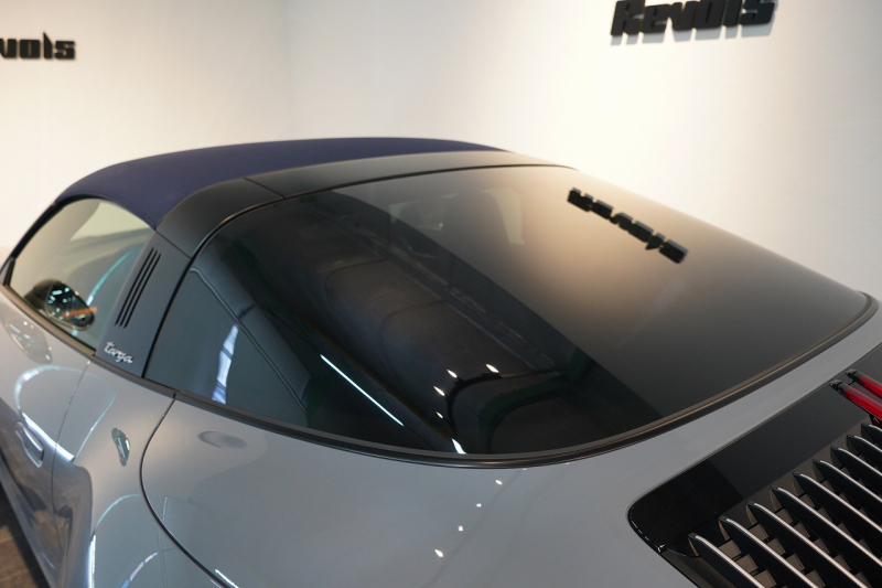 ポルシェ 911(Type992) Targa 4 PDK 左H OP623 ワンオーナー ヘリテージデザインPKG スポクロ スポエグ Fリフト 中古車 中古車