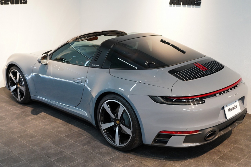 ポルシェ 911(Type992) Targa 4 PDK 左H OP623 ワンオーナー ヘリテージデザインPKG スポクロ スポエグ Fリフト 中古車 中古車