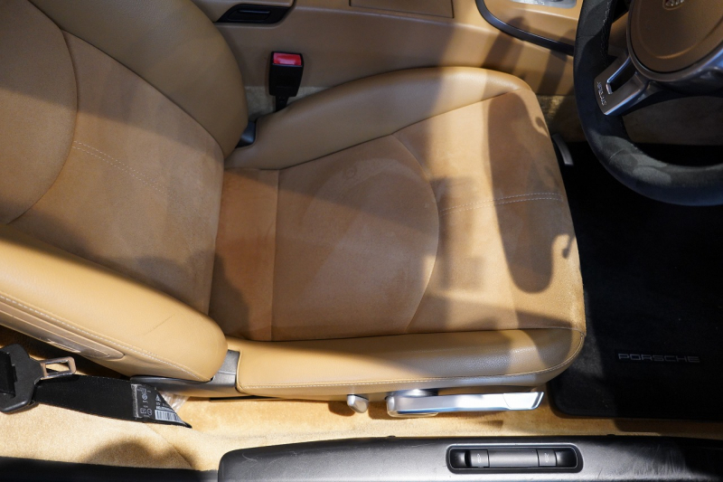 ポルシェ ケイマン(Type987) PDK 後期モデル スポーツクロノ&テールパイプ&ステアリング PC入庫16回 中古車 中古車