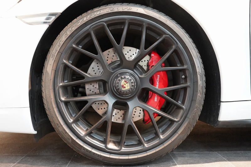 ポルシェ 911(Type991.1) Carrera GTS Cabriolet NA最終モデル 3.8L レッドトップ キャララホワイトメタリック  中古車