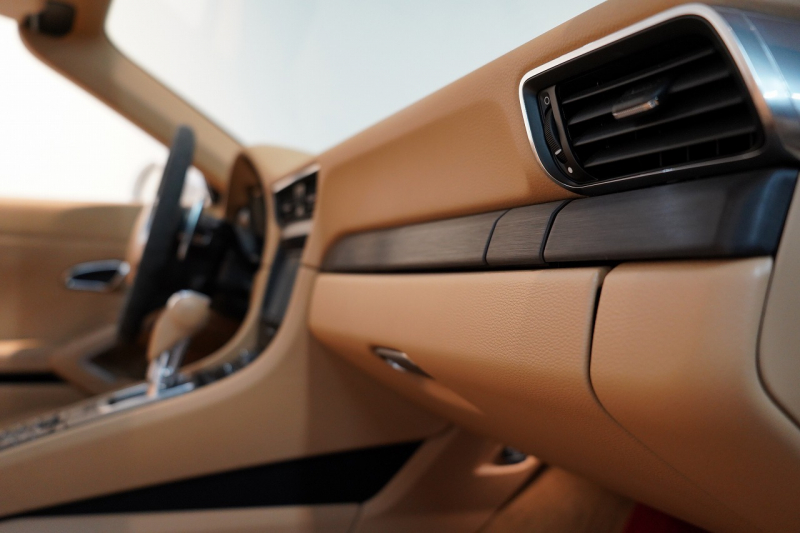 ポルシェ 911(Type991.1) Carrera GTS Cabriolet NA最終モデル 3.8L レッドトップ キャララホワイトメタリック  中古車