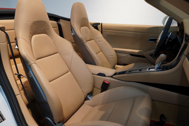 ポルシェ 911(Type991.1) Carrera GTS Cabriolet NA最終モデル 3.8L レッドトップ キャララホワイトメタリック  中古車