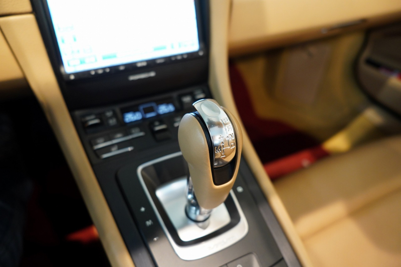 ポルシェ 911(Type991.1) Carrera GTS Cabriolet NA最終モデル 3.8L レッドトップ キャララホワイトメタリック  中古車