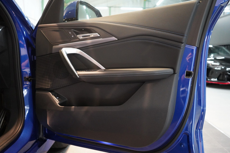 BMW X1 xDrive 20d M Sport ワンオーナー パノラマガラスサンルーフ 禁煙車 中古車 中古車