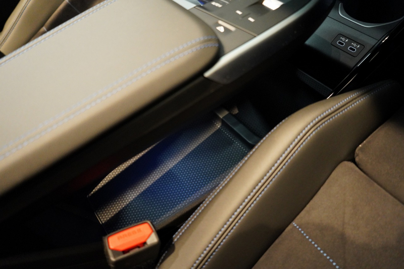 BMW X1 xDrive 20d M Sport ワンオーナー パノラマガラスサンルーフ 禁煙車 中古車 中古車