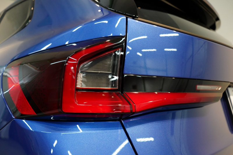 BMW X1 xDrive 20d M Sport ワンオーナー パノラマガラスサンルーフ 禁煙車 中古車 中古車