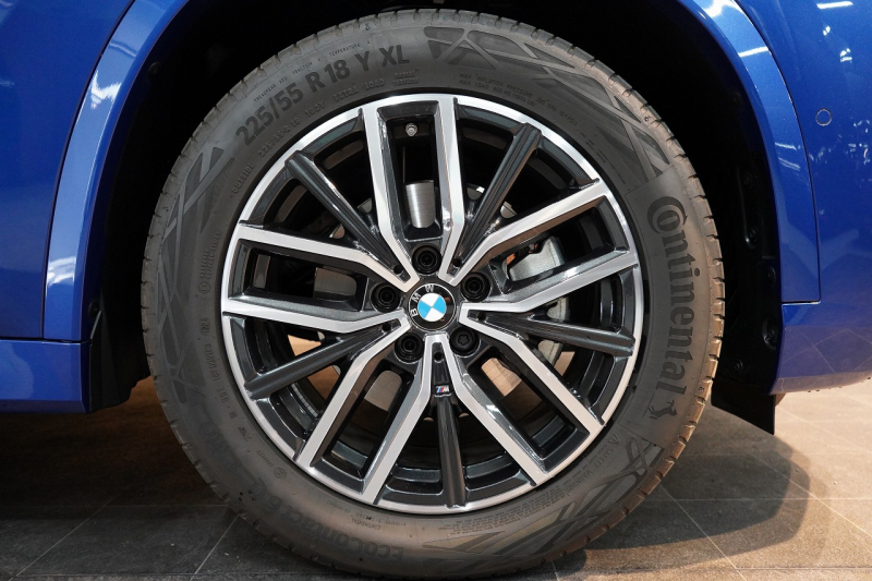 BMW X1 xDrive 20d M Sport ワンオーナー パノラマガラスサンルーフ 禁煙車 中古車 中古車