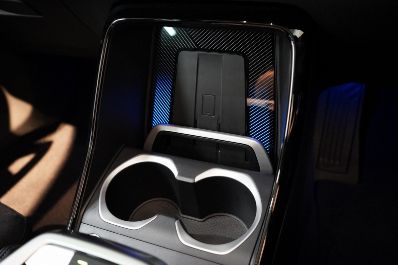 BMW X1 xDrive 20d M Sport ワンオーナー パノラマガラスサンルーフ 禁煙車 中古車 中古車