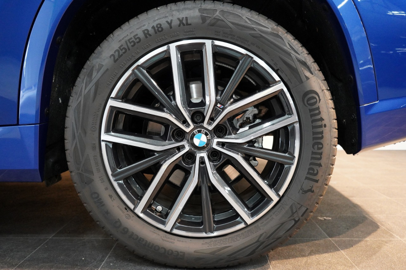 BMW X1 xDrive 20d M Sport ワンオーナー パノラマガラスサンルーフ 禁煙車 中古車 中古車