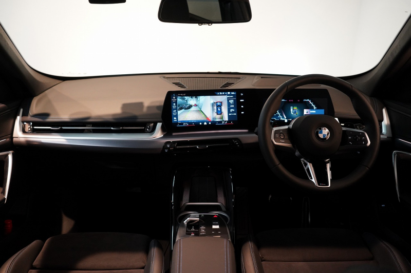 BMW X1 xDrive 20d M Sport ワンオーナー パノラマガラスサンルーフ 禁煙車 中古車 中古車