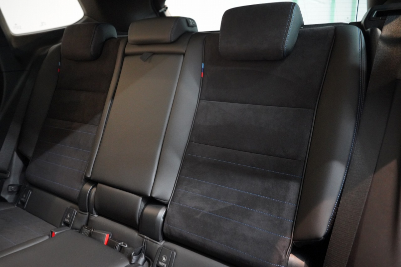 BMW X1 xDrive 20d M Sport ワンオーナー パノラマガラスサンルーフ 禁煙車 中古車 中古車