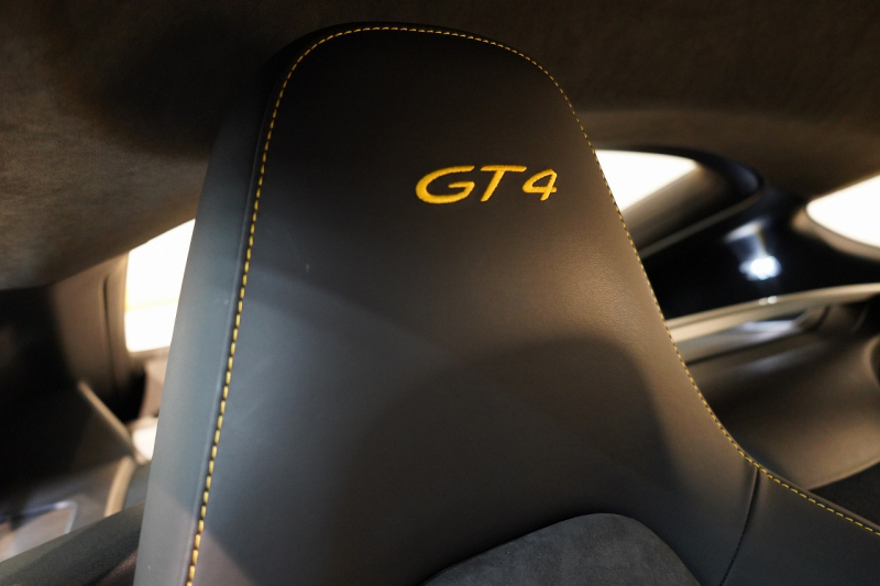 ポルシェ ケイマン(Type981) GT4 6MT 左H スポーツクロノ スポーツエグゾースト レザーインテリア/イエローステッチ 中古車 中古車