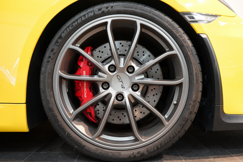 ポルシェ ケイマン(Type981) GT4 6MT 左H スポーツクロノ スポーツエグゾースト レザーインテリア/イエローステッチ 中古車 中古車