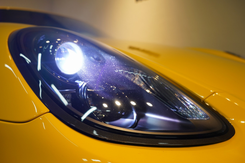 ポルシェ ケイマン(Type981) GT4 6MT 左H スポーツクロノ スポーツエグゾースト レザーインテリア/イエローステッチ 中古車 中古車