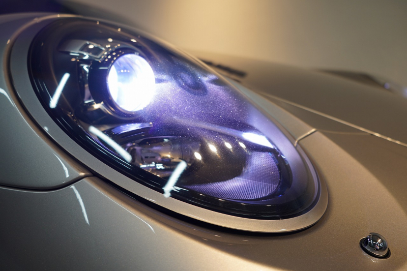 ポルシェ 911(Type991.2) Carrera PDK スポーツクロノ スポーツデザインフロントエプロン  レザーインテリア 20インチCarrera Sportホイール BOSEサウンド 中古車 中古車