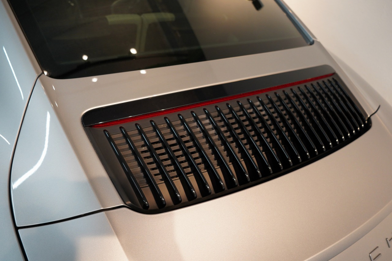 ポルシェ 911(Type991.2) Carrera PDK スポーツクロノ スポーツデザインフロントエプロン  レザーインテリア 20インチCarrera Sportホイール BOSEサウンド 中古車 中古車